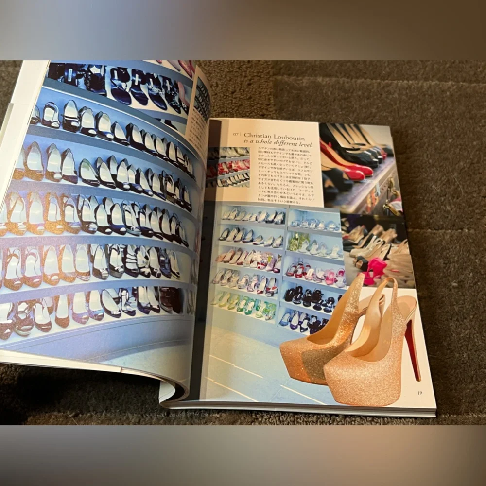 Ayu Lifestyle Book Ayu Hamasaki Japanese Singer Actress Model J-Pop Music Japan - Picture 8 of 16